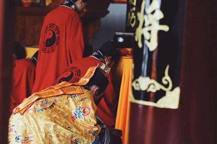 梅花易数 :起卦方法、体用、用神、断卦方法