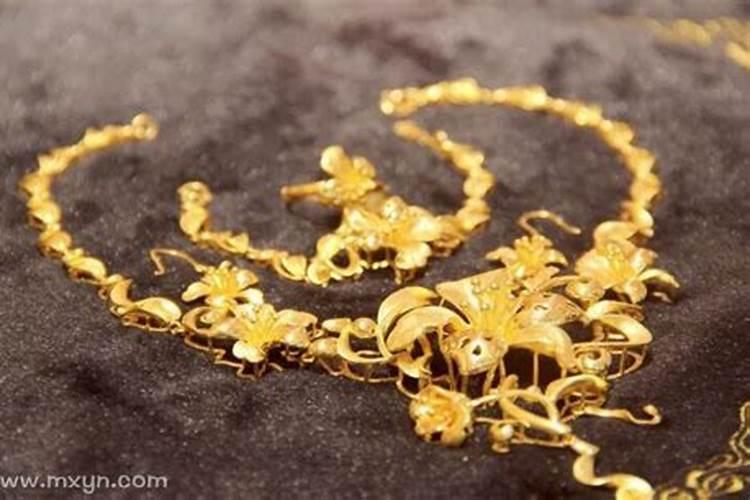 在东北过腊八节有什么风俗习惯？详细点、、谢谢了
