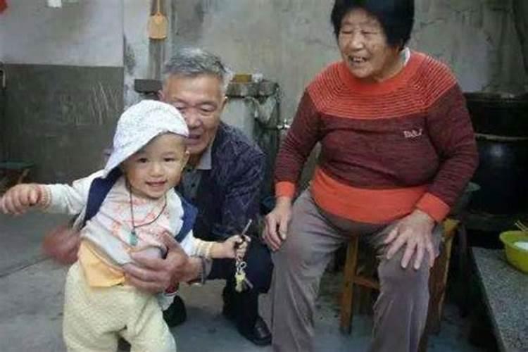 亚马逊运费 亚马逊自发货运费及FBA运费怎么算？