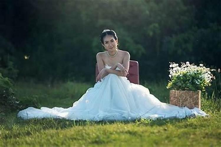 梦见妻子年轻了是什么意思
