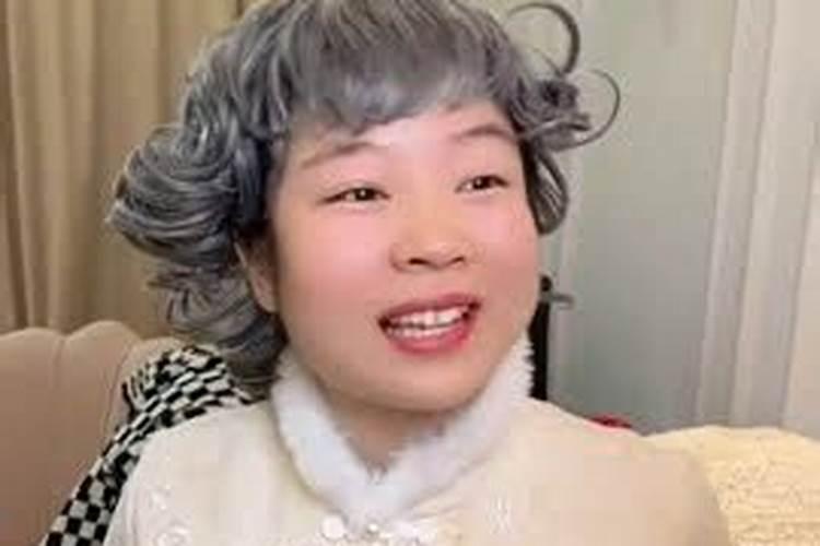 正月初二出生的女孩命运的话