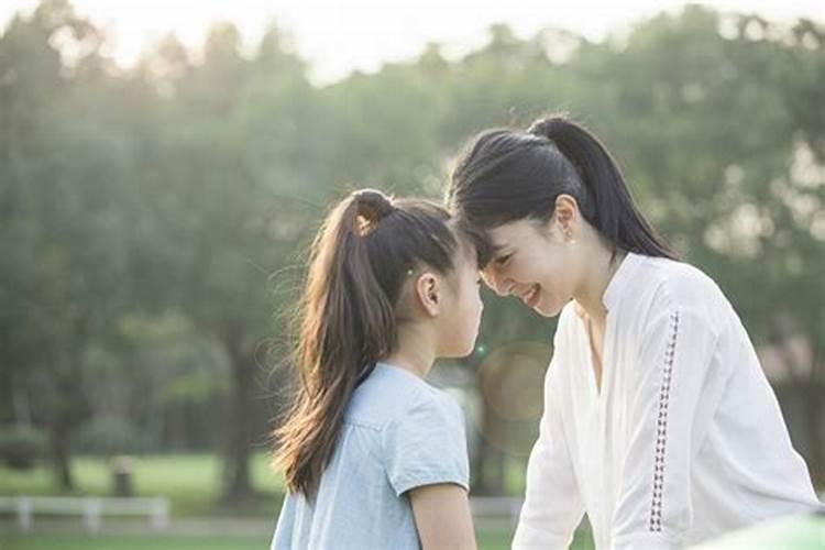 梦见表弟家的小女儿