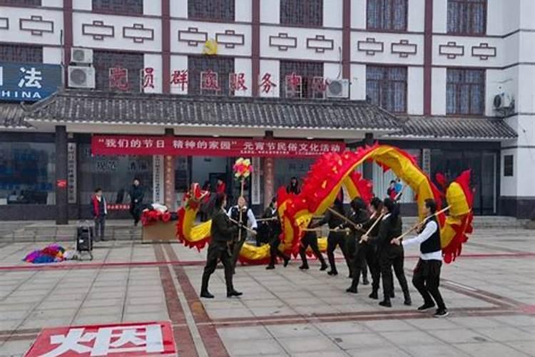 梦见发洪水把人冲走了是什么意思