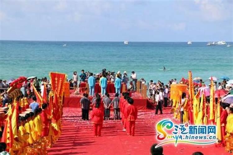81年属鸡人在2025年的全年运势