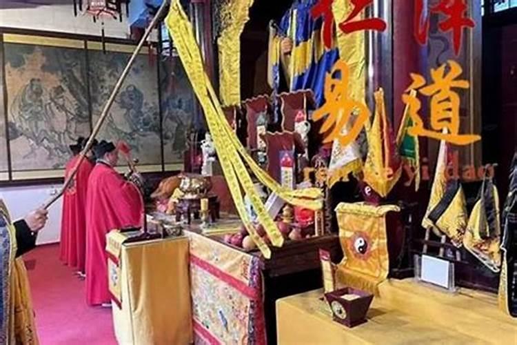 属龙今年婚姻情况