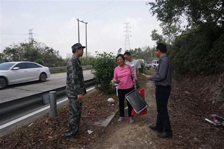 清明节烧纸钱违法吗