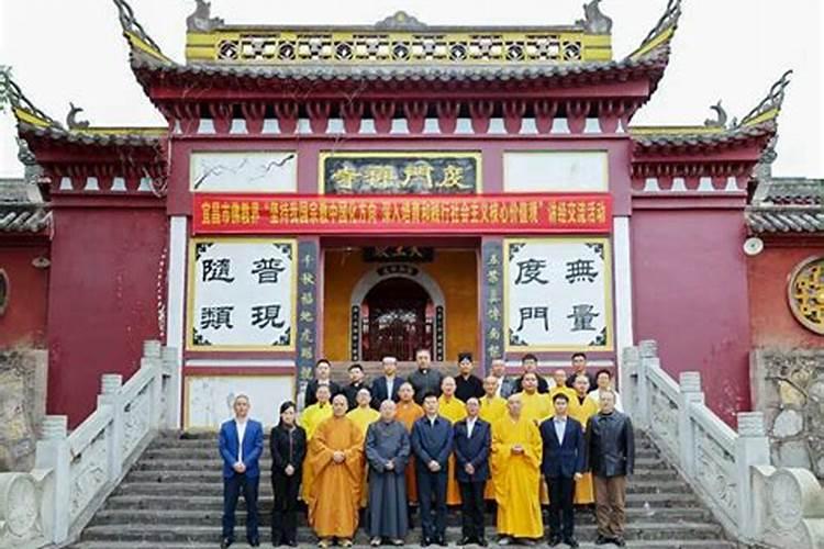 宜昌一极限运动场地被占小孩家长与年轻人发生争执,这究竟是谁的错？