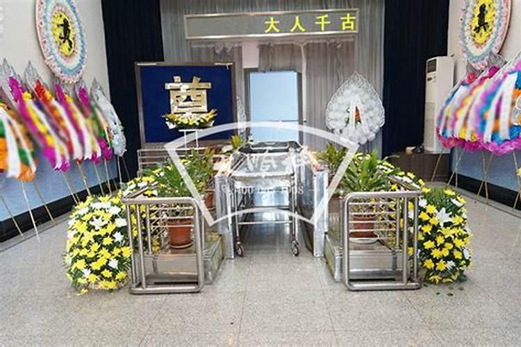骨灰放在殡仪馆正月十五怎么送灯