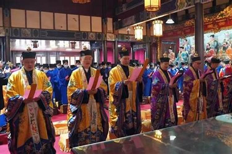 68年猴2025蛇年运势如何