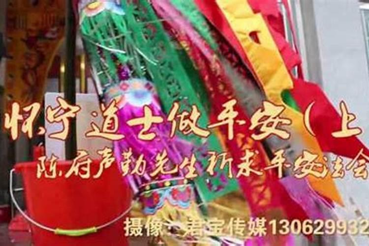 女人本命年带貔貅好吗？能带吗？