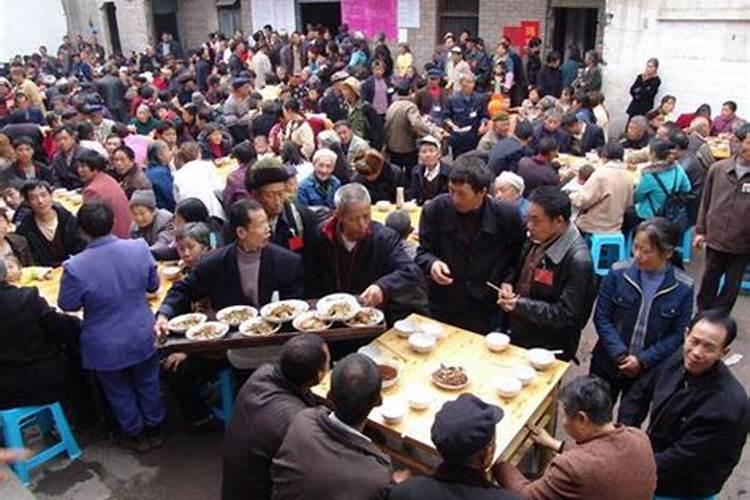 七月十五坟地动土有什么讲究