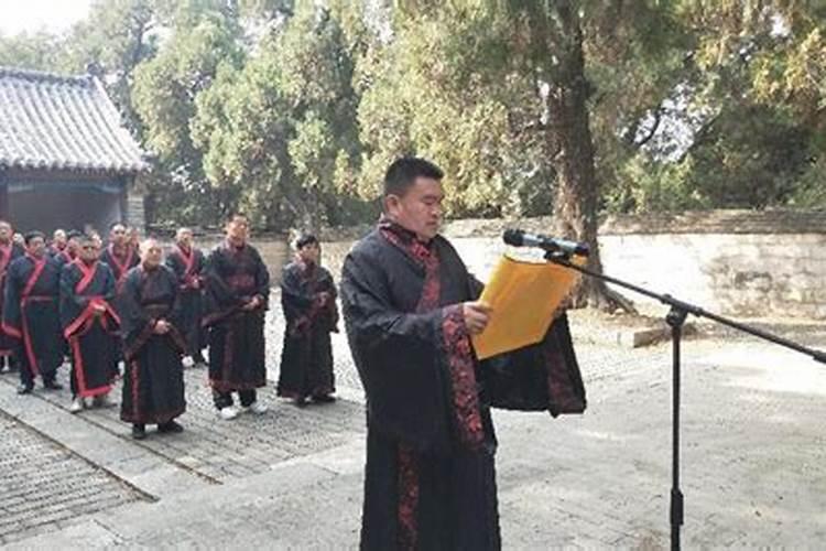 梦见家里跑来一匹马
