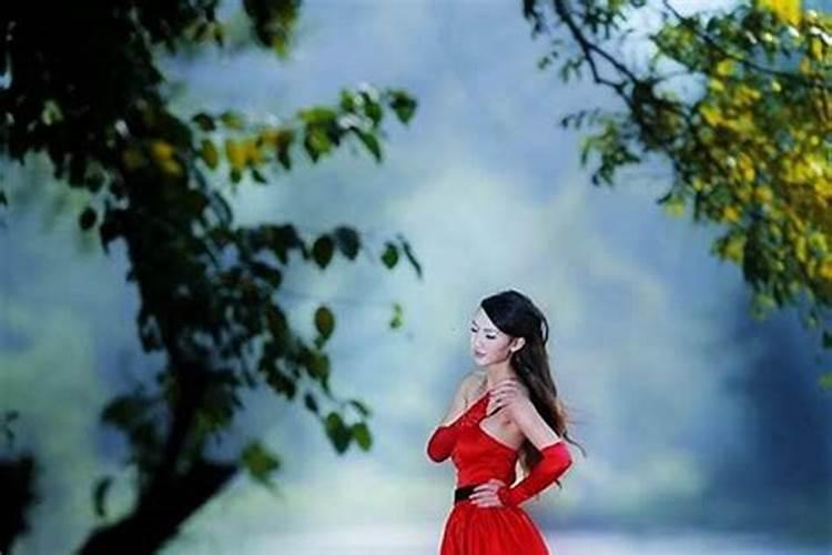 带仙缘的人梦见衣服颜色代表什么