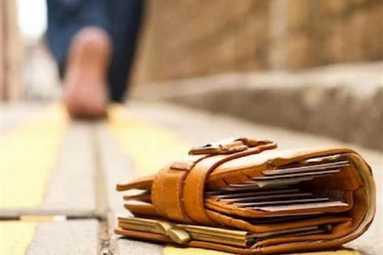 梦见认识的人来我家偷东西是什么预兆