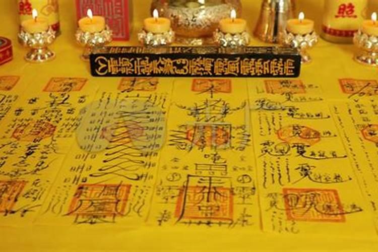 梦见龙要吃人