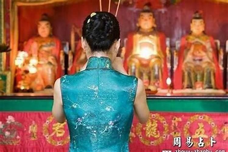 单身女子梦到自己生了个女儿