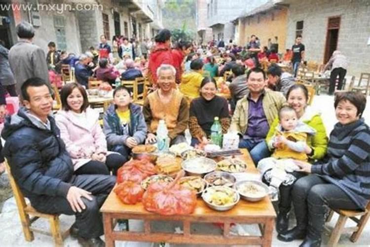 梦见见女方亲戚