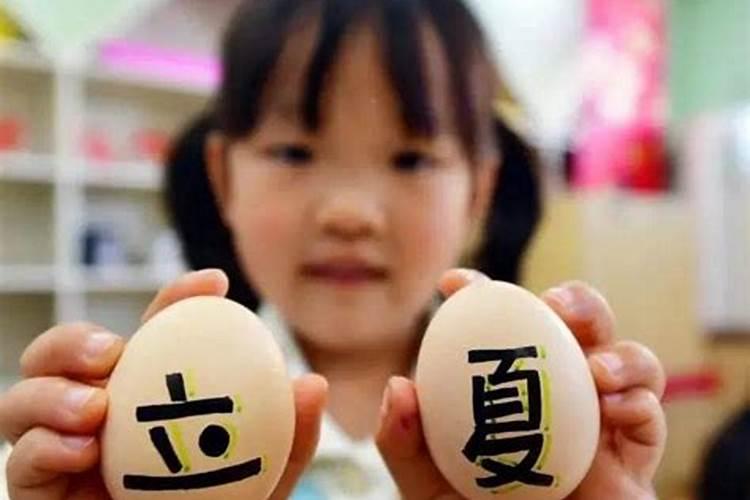 怎么样看一个人命里有几个男女朋友,有几次婚姻？