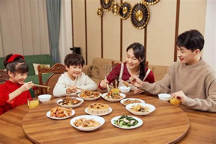 69年属鸡人在2025年的全年运势