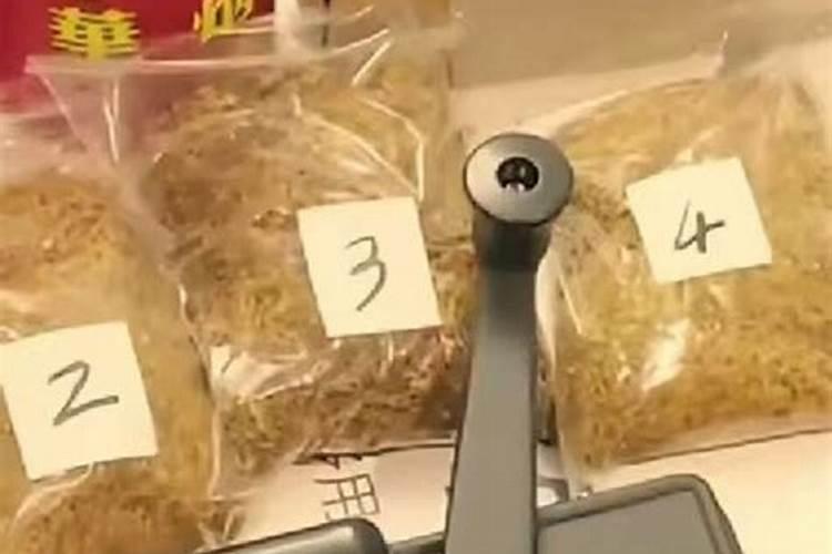 算卦中的三个比肩是什么意思