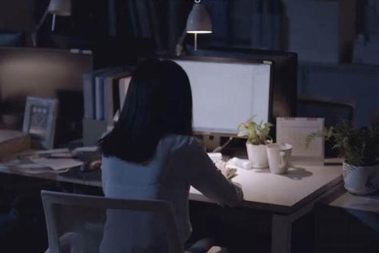 女人梦见好多人在聚餐
