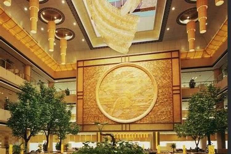 梦见住旅店是什么意思？