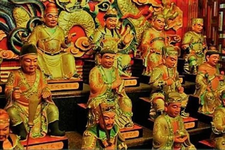 犯太岁要穿红色内衣内裤吗