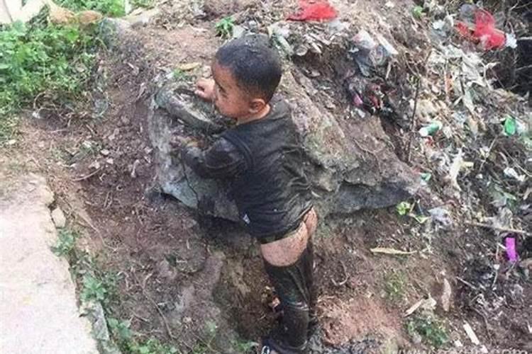 梦见狗追着自己跑是什么意思