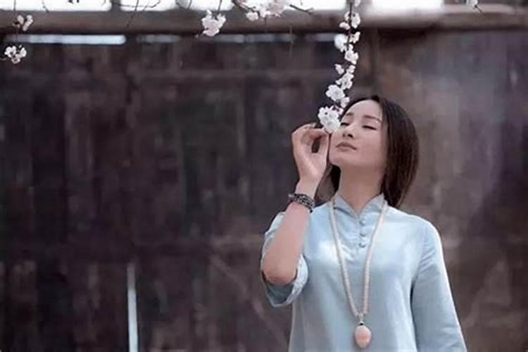 八字里中运是多少岁,晚运又是多少岁