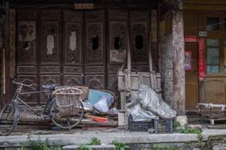 梦见死人是什么意思和预兆 梦到死人的征兆