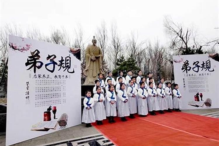 清明节去南湖人长春人民解放纪念碑扫墓作文三百字