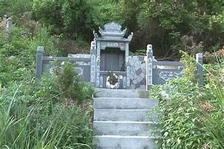 坟地的风水要这样选才能旺子孙后代