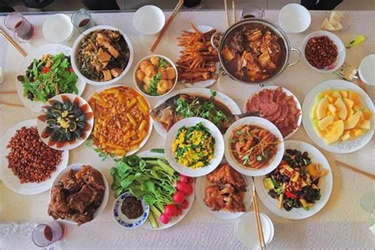 今天除夕,北京人的年夜饭那叫一个讲究!