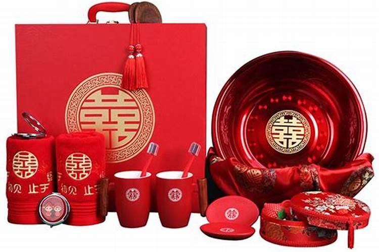 拜财神的时候供几种水果？