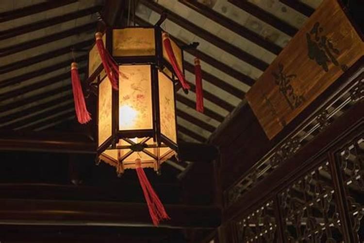 男人命里缺金婚姻配对 感情生活完美幸福