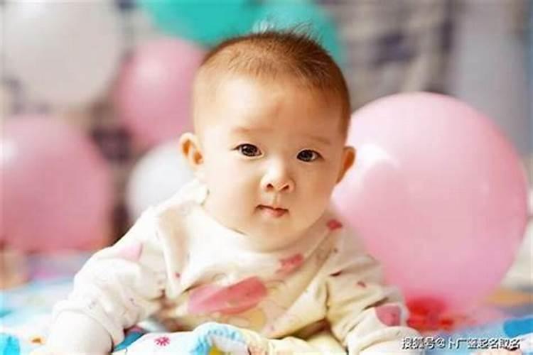 1970年属狗男士(55岁)2025年运势透视,看看每个月的好运