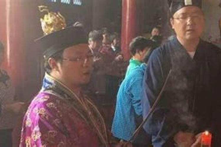1970年属狗男士(55岁)2025年运势透视,看看每个月的好运