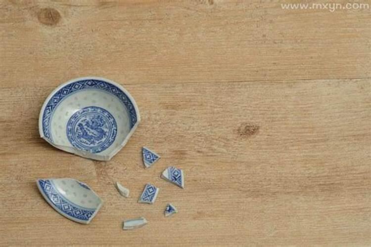 梦见死去的爸爸和叔叔