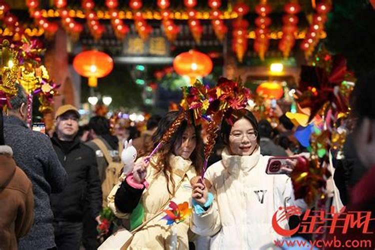 梦见去世的人和自己说话