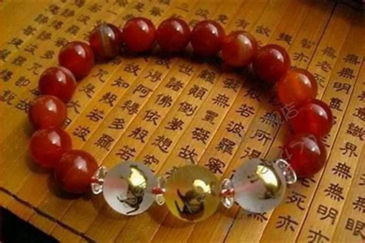 缺火的人戴什么最旺财 缺火的人戴什么好