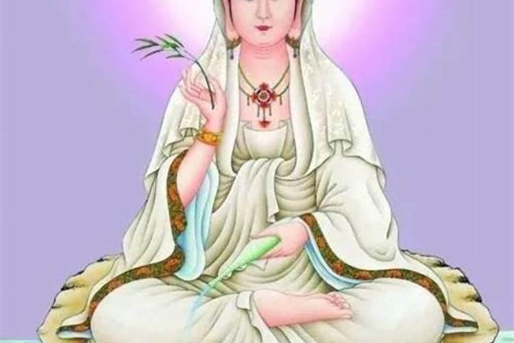 女人梦见一串串熟透葡萄