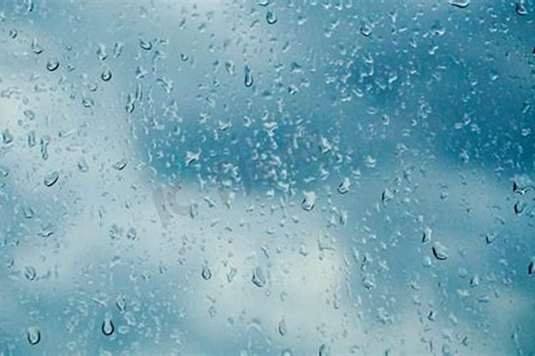 梦见天气阴沉快要下雨往家里赶的预兆