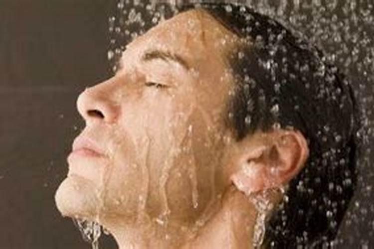 梦见在水里遇到妖怪的预兆