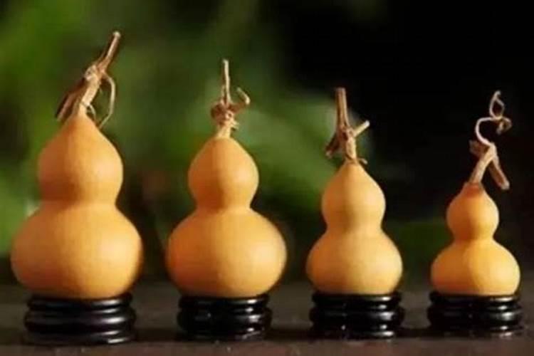 梦到被老虎追自己躲藏是什么意思