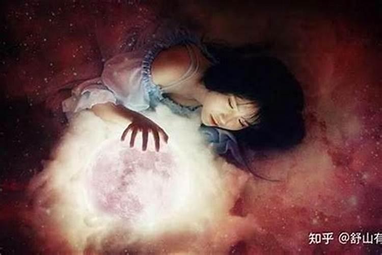梦见自己妈妈活了的预兆