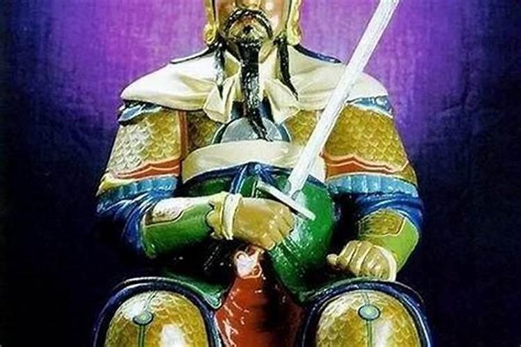 女人梦见自己栽葱是什么意思