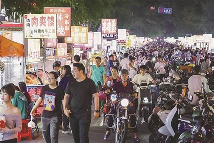 有什么在泉州石狮城隍庙老街游玩逛吃的攻略？