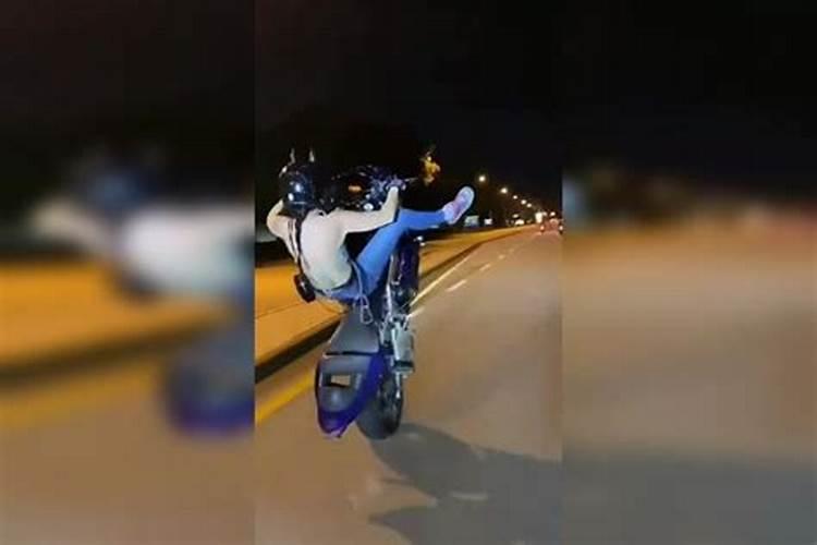 梦到大狗是什么意思？