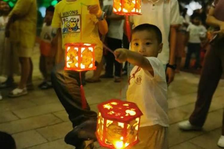 属龙几日出生最好命运男孩,属龙的男孩出生吉日