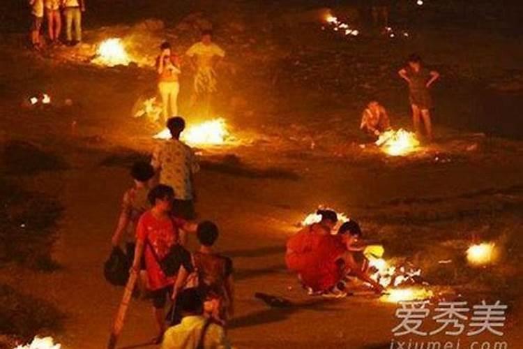 中元节为什么要烧包袱？烧包袱写法,哪一天烧？